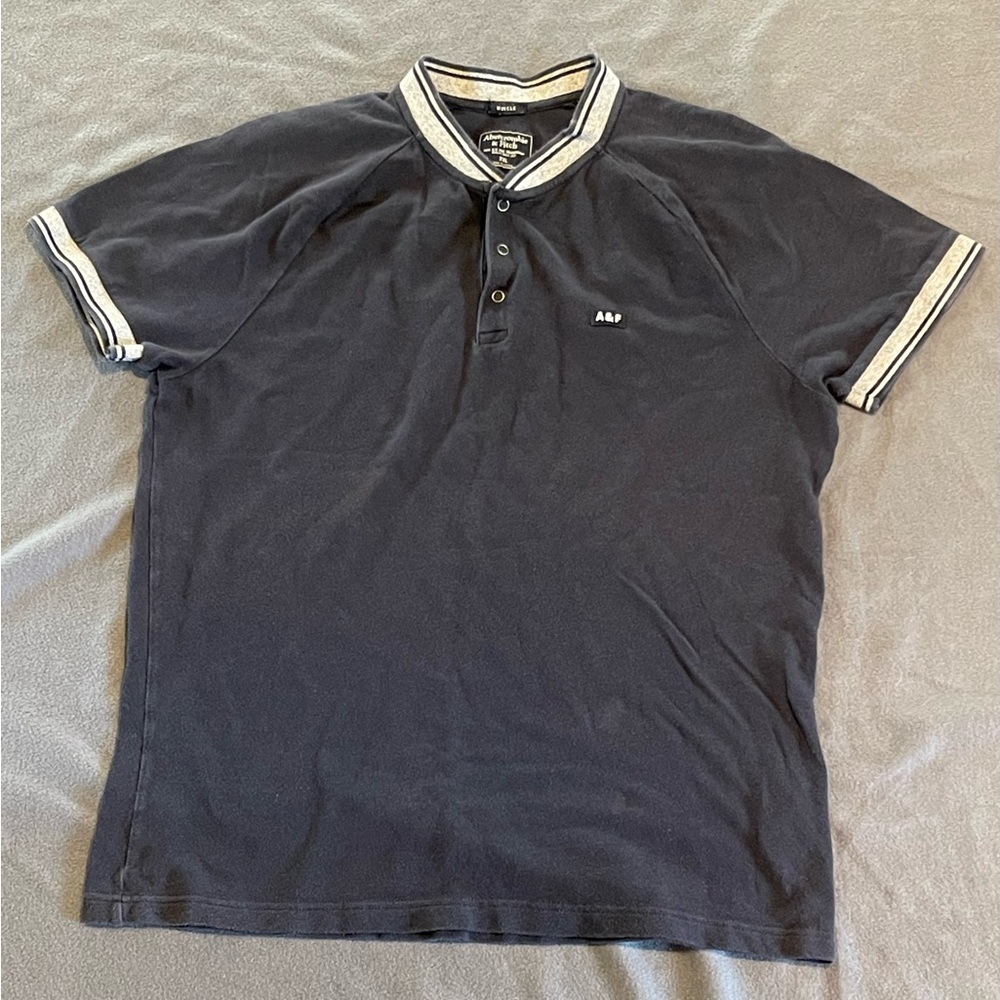 Abercrombie Fitch s/s snap button henley shirt mens size XXL pre-owned condition